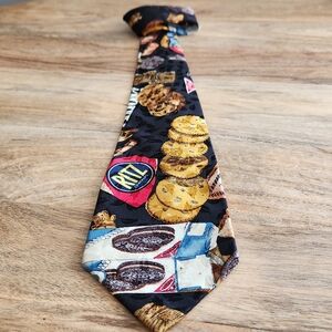 Nabisco Men's 100% Silk Food Snack Cookie Cracker Tie